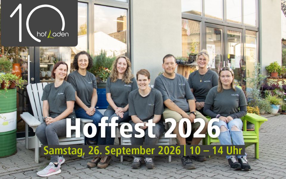 Auf dem Bild sieht man das Hofladen-Team.